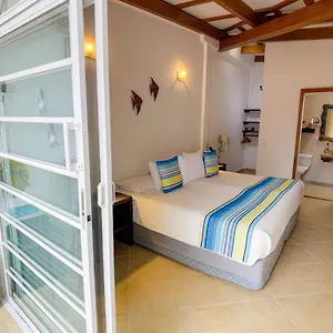 hotel-galapagos-suites-bb.puertoayorahotels.com/