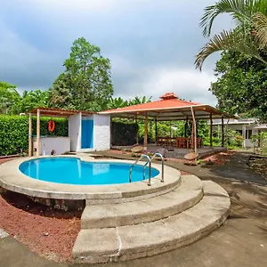 twin-lodge-galapagos.puertoayorahotels.com/