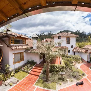 hosteria-caballo-campana.cuenca-hotels.com/